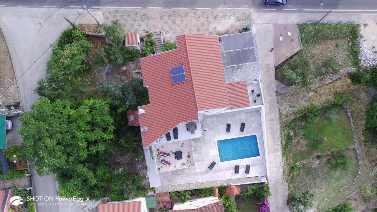 Ana Apartment Preko Luaran gambar